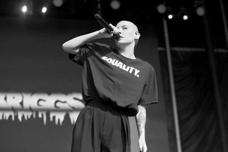 Портрет Bishop Briggs